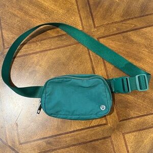 Lululemon Everglade Green Everywhere Belt Bag
